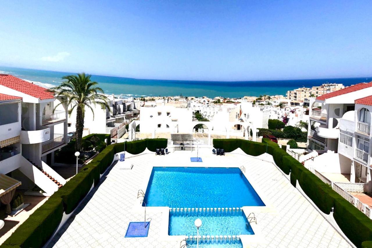 Apartment With Pool, Sea Views & Balcony Less Than 10Min Walk To La Mata Beach! Torrevieja Eksteriør billede