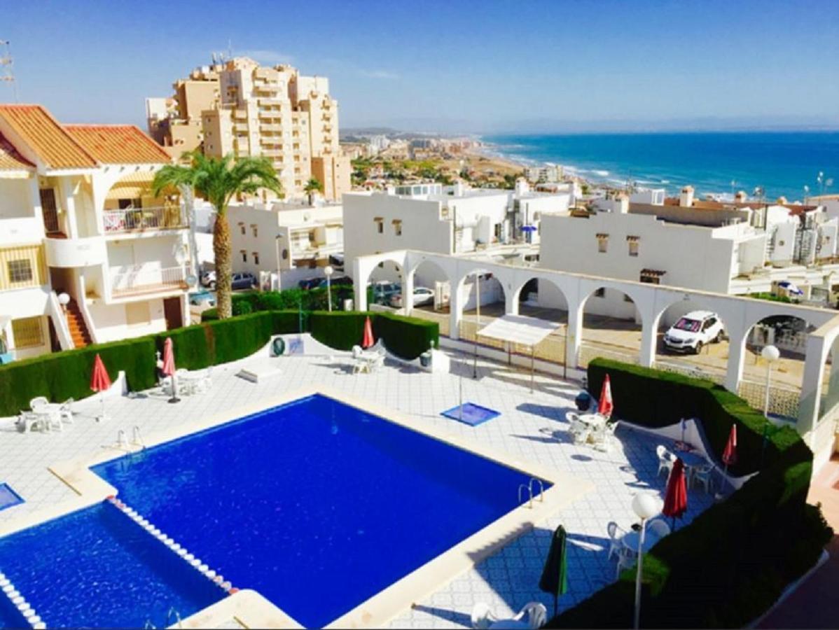Apartment With Pool, Sea Views & Balcony Less Than 10Min Walk To La Mata Beach! Torrevieja Eksteriør billede