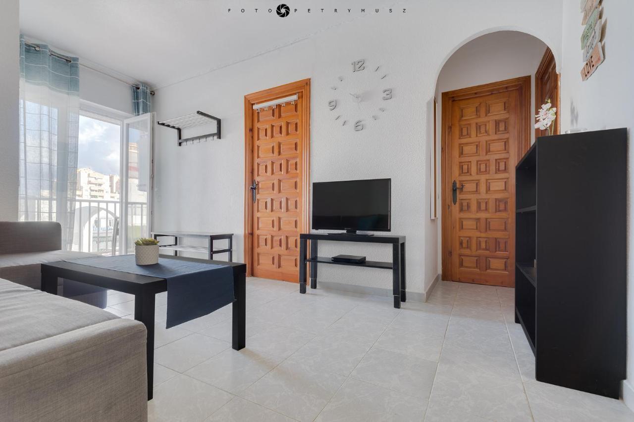 Apartment With Pool, Sea Views & Balcony Less Than 10Min Walk To La Mata Beach! Torrevieja Eksteriør billede